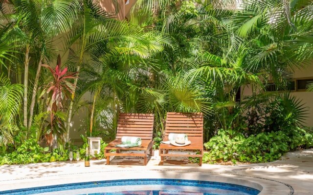 Secret Garden Oasis 3BR Penthouse