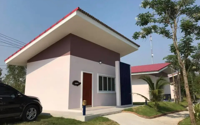 Maingam Resort Uthaitani