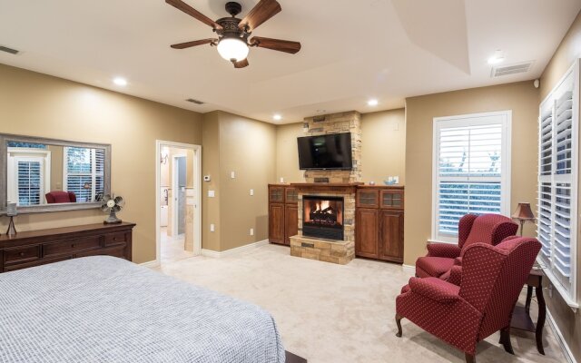 Hummingbird Hideaway 4 Bedroom Home