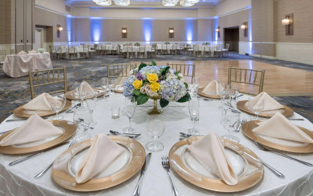 Hamilton Park Hotel & Conference Center