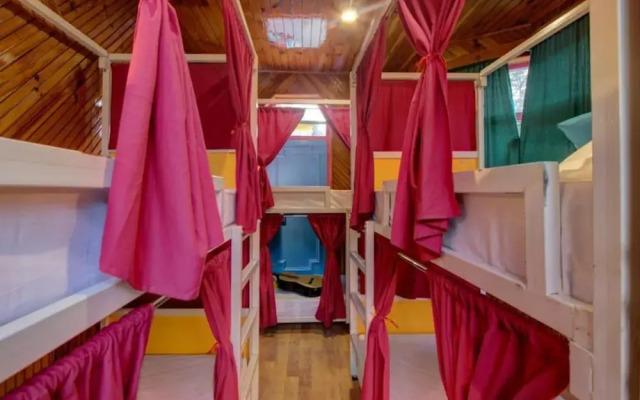 goStops Naggar - Hostel