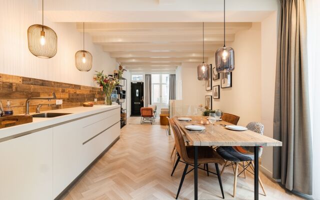 Leidse Square Luxury Apartment