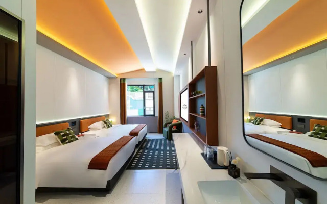 VISHAN Fashion Designer Trendy Residence
