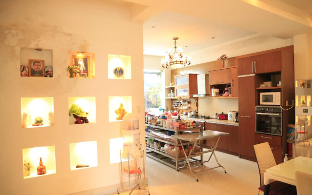 Hoai Huong Homestay