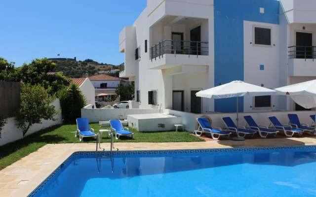 Vicentina Hotel