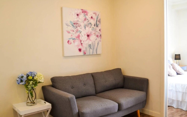 Cozy City Apt Central Location, Parks & More