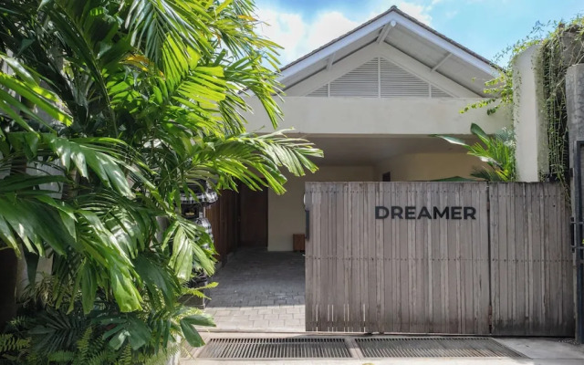 Villa Dreamer by Villa Finder