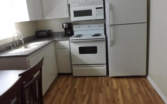 Eamon James Apartments & Suites