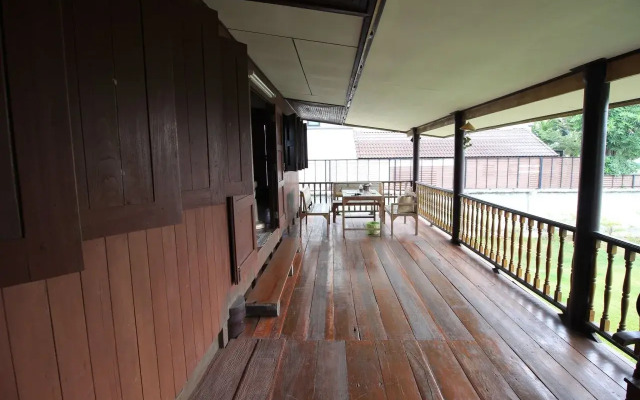 Thaihouse the riverfront ( ไทยเฮ้าท์ เดอะริเวอร์ฟร้นท์ )