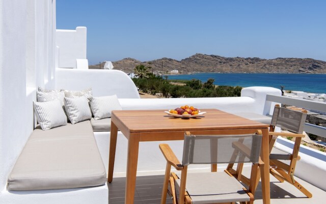Kymo Luxury Suites Paros