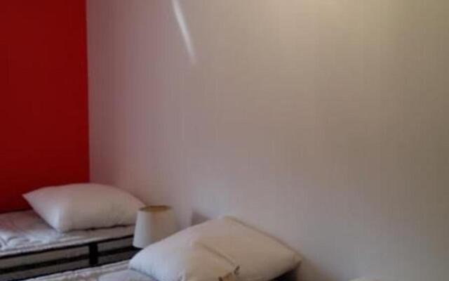 Gîte Saint-Léonard-des-Bois, 8 pièces, 15 personnes - FR-1-410-224