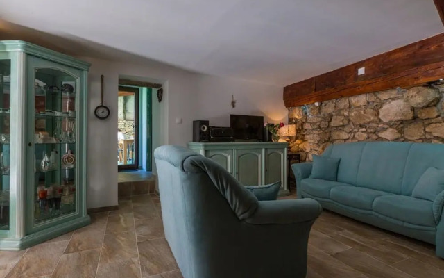 Large Holiday Home With Private Pool, Wellness & Sea View