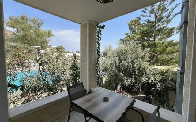 Farrys Boutique Hotel & Beach Club