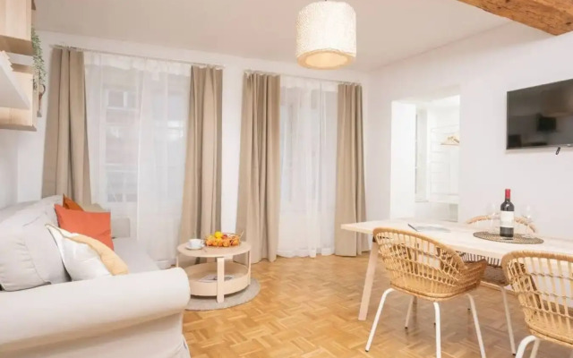 Zum Grazer Uhrturm By Welcome2Vienna