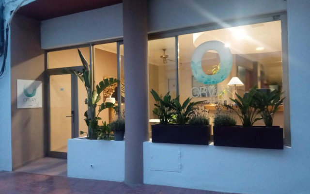 Orvay Apartments