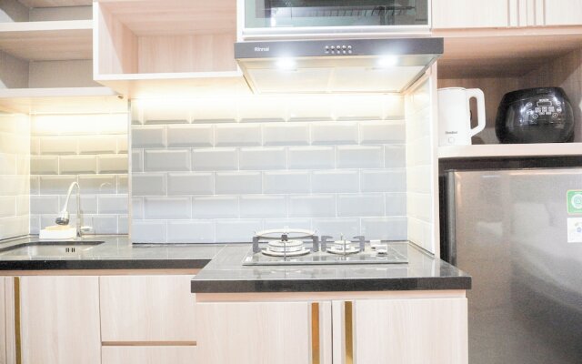 Fancy And Nice Studio At Transpark Cibubur Apartment