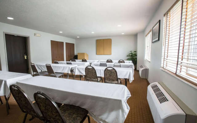 Sleep Inn Rockford I-90