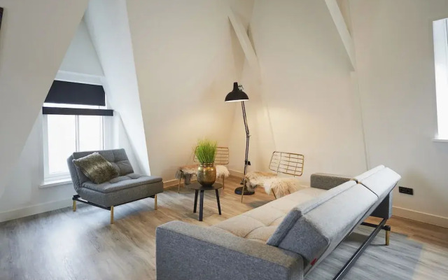 "DE BANK" - Hotel Apartments