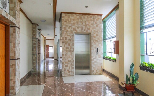 Airy Cihaurgeulis Surapati 235 Bandung