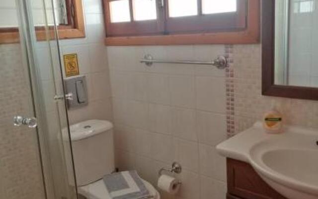 Villa Eleni Seaside Apartments