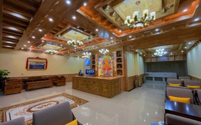Litang Qianhu Zangzhai Hotel