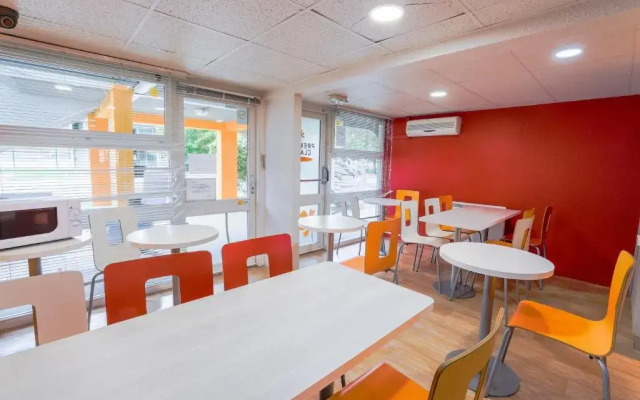 Premiere Classe Saint Quentin