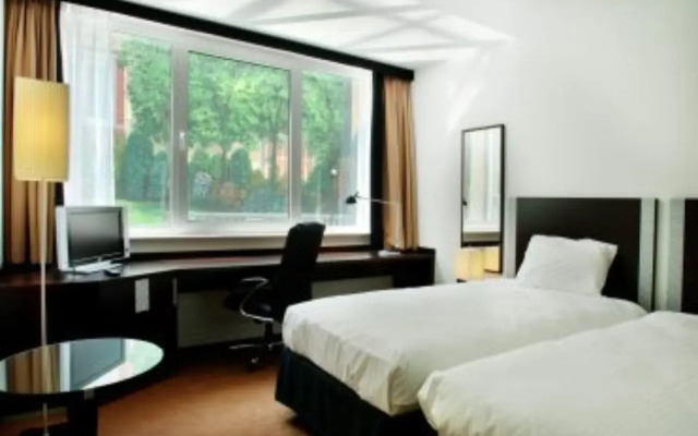 Progress Hotel