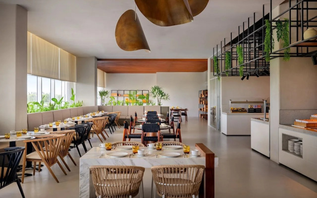 Hyatt Vivid Grand Island Cancun Adults Only All-Inclusive