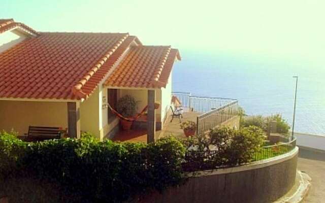 Villa with 3 Bedrooms in Funchal, with Wonderful Sea View, Private Pool, Furnished Terrace - 3 Km From the Beach