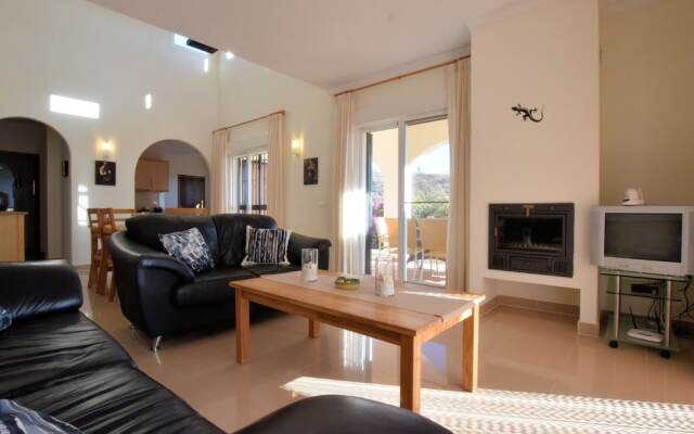 Luxurious Villa in Arenas with Swimming Pool