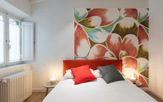 Living Walls Florence Apartments