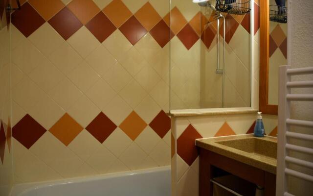 Appt 4 /5 pers - 3 min. centre ville