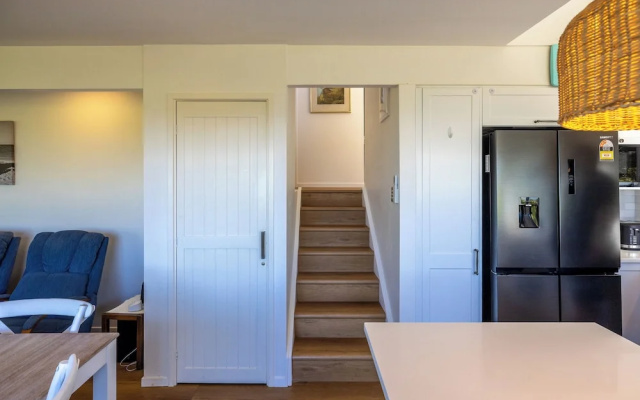 High View Waiheke – Guest Rooms – Blackpool