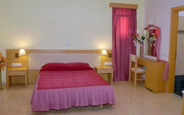 Theofilos Superior Resort Hotel & Spa