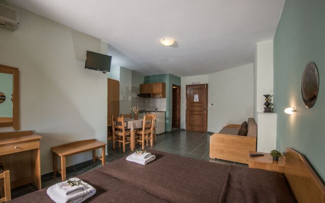 Mirtilos Studios & Apartments