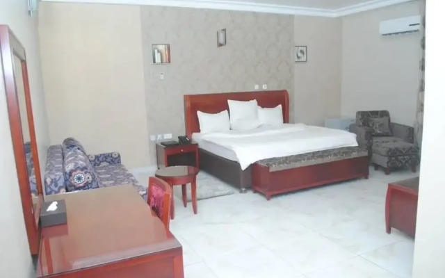 Hotel Valerie Suites