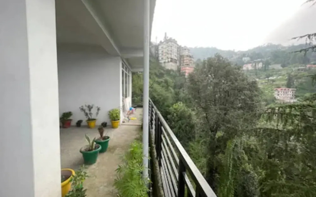 Goroomgo Solo Home Shimla