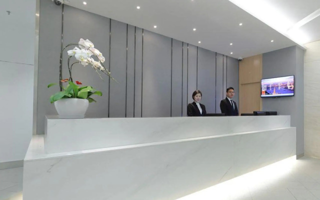 Foster Hotel (Shanghai Baoshan Road Subway Station)