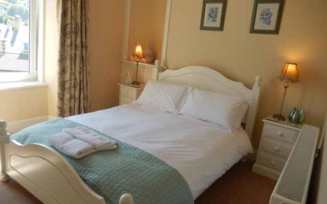 Southcliffe Guest House B&B