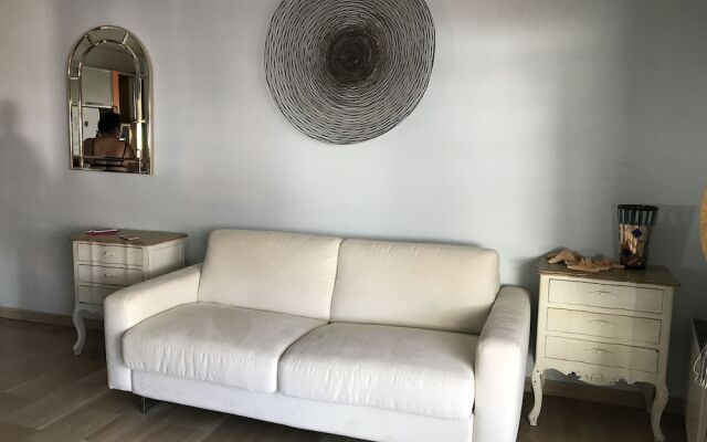 Blue Cannes Apartment