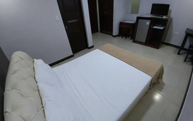 OYO 700 Pj Inn Hotel