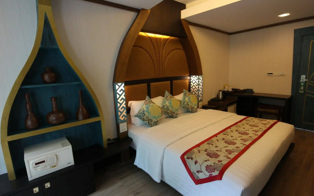 Phi Phi Nice Beach Hotel Hip