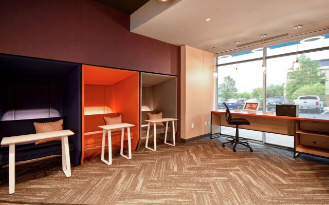 Tru by Hilton Louisville Airport