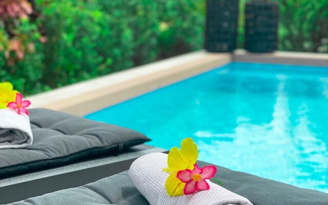 Lxry Apartment Jan Sofat With Private Pool