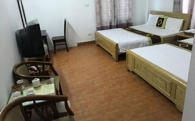 Duc Minh Motel by OYO Rooms
