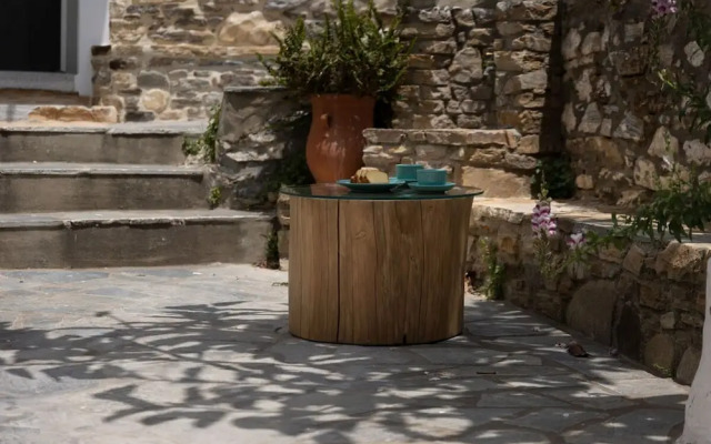 My Grandma s Home Naxos