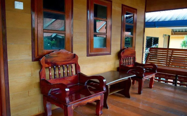 Coco Beach Bungalows