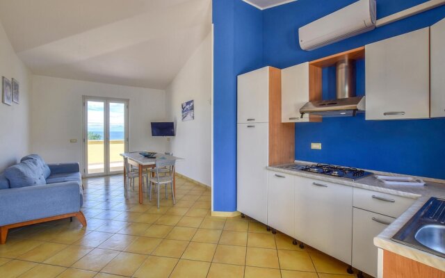 Stunning Apartment in Briatico With Wifi and 2 Bedrooms