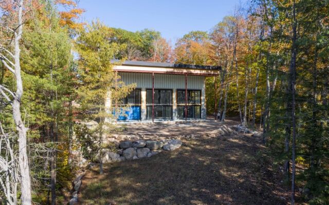 Villa Lago Muskoka Meets Malibu in Port Carling!