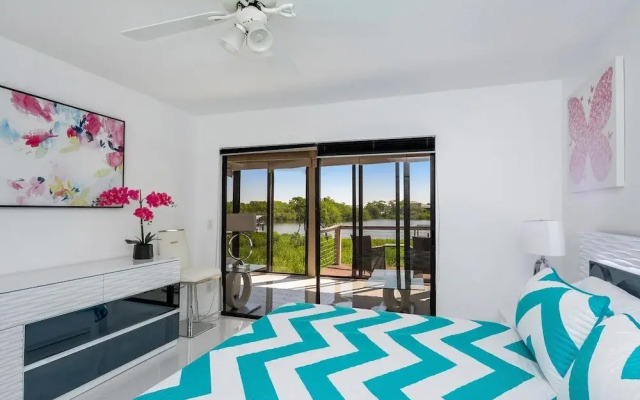 Blue Lagoon Estate